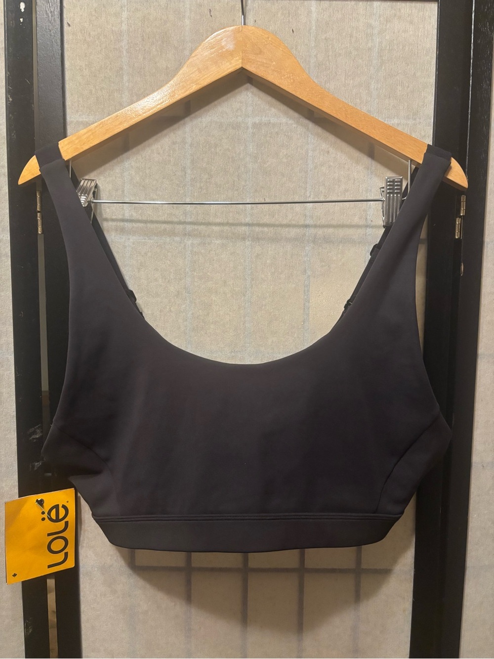 LOLE NWT Breathe Black Beauty Athletic Bra, Adjustable Straps & Hook Closures